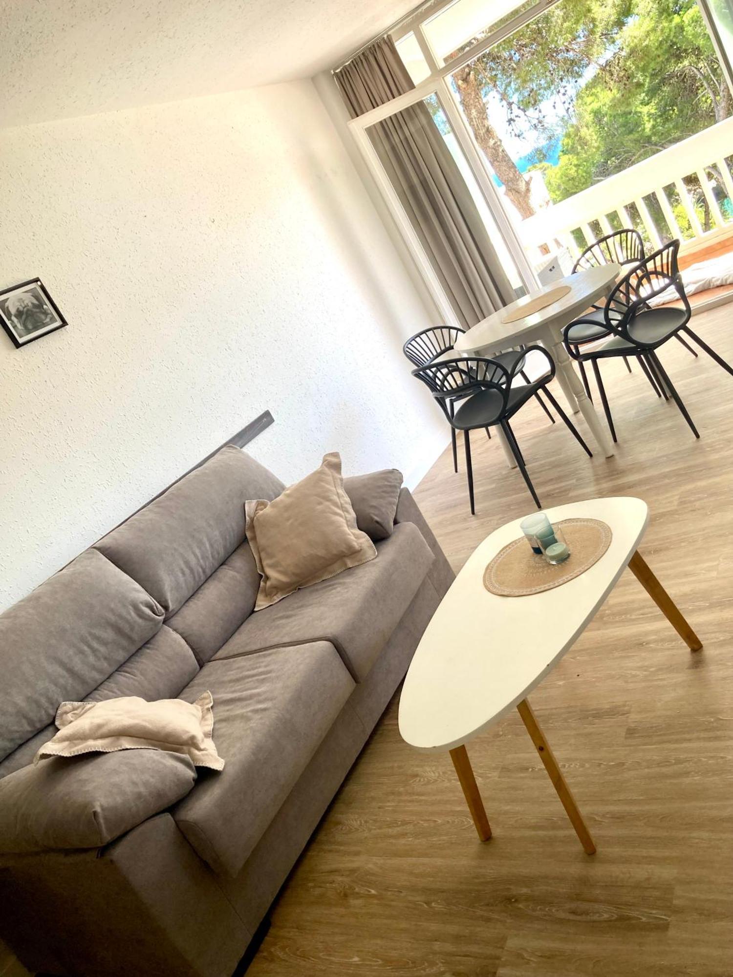 Appartement Vue Mer Avec Piscine Et Wifi Salou Bagian luar foto